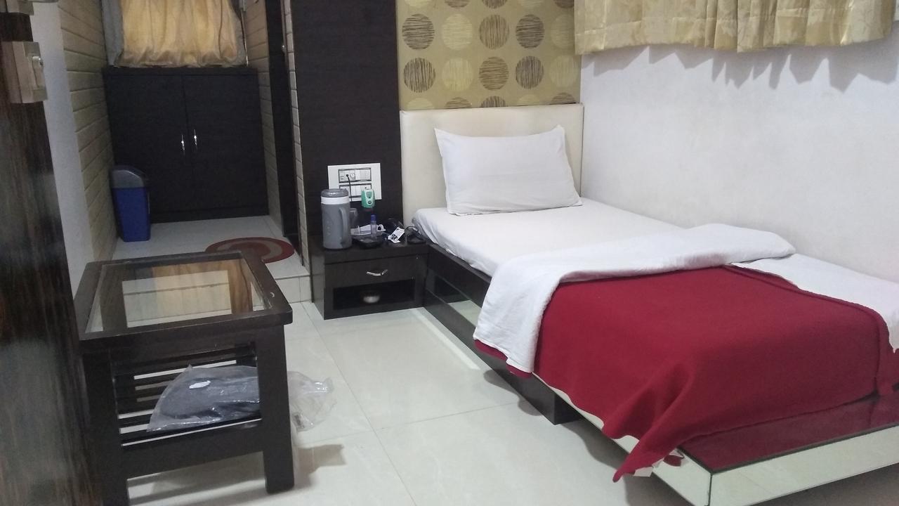 Hotel Navi Mumbai Exterior photo