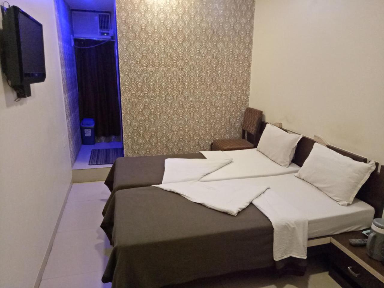 Hotel Navi Mumbai Exterior photo