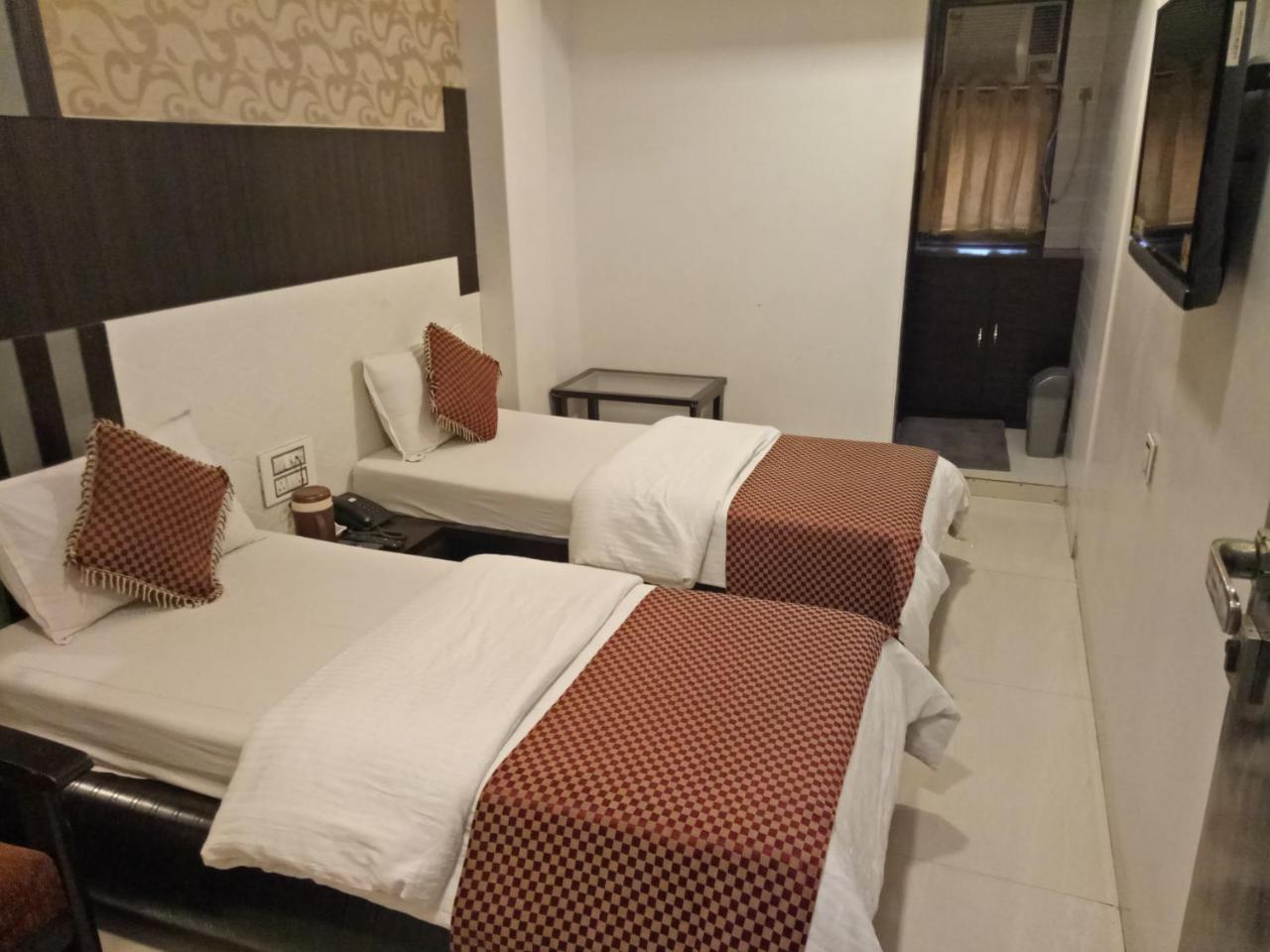 Hotel Navi Mumbai Exterior photo